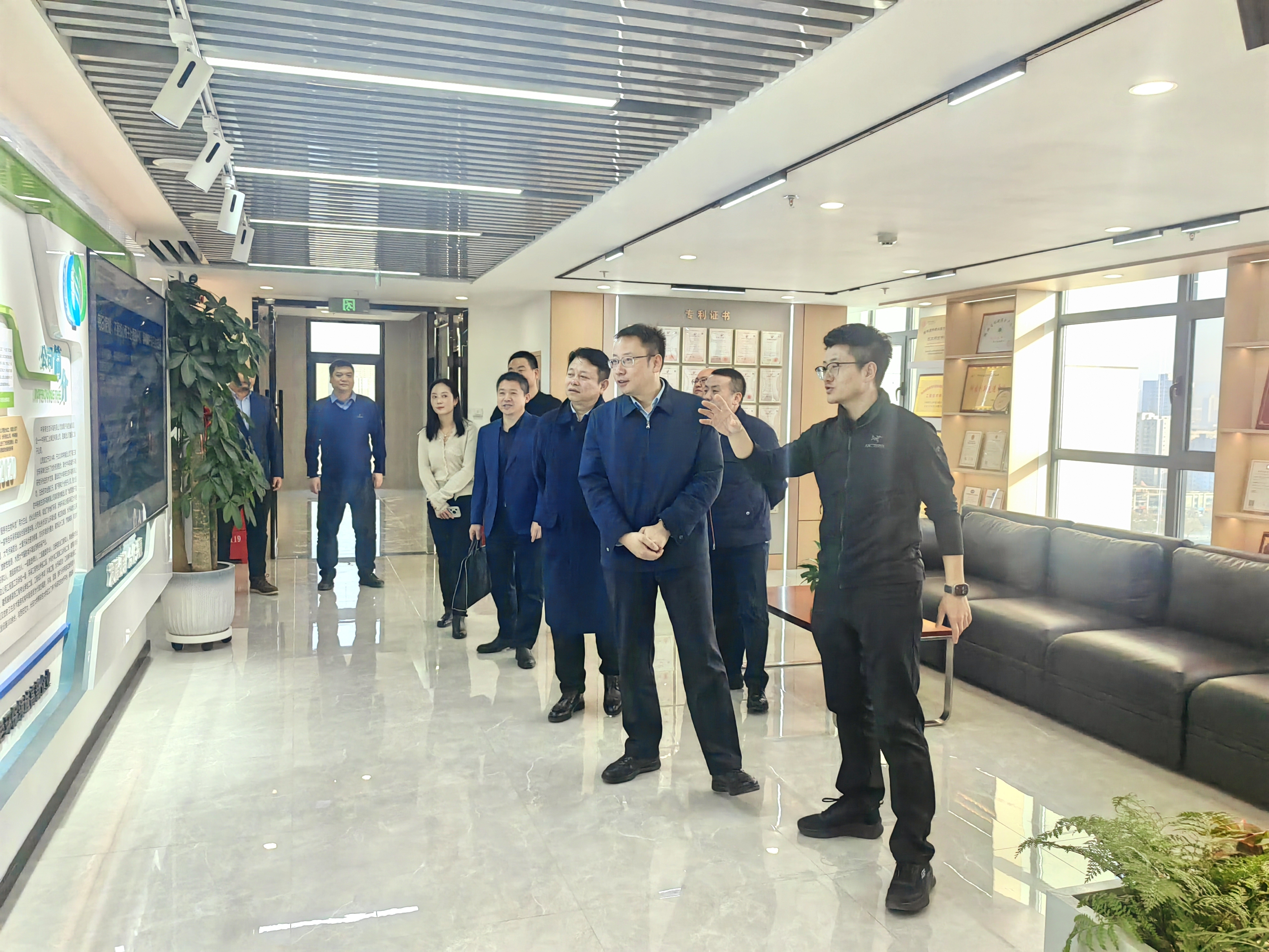 【戰(zhàn)略合作?共贏】中陜核生態(tài)公司與中核西北建設(shè)集團(tuán)簽訂戰(zhàn)略合作框架協(xié)議